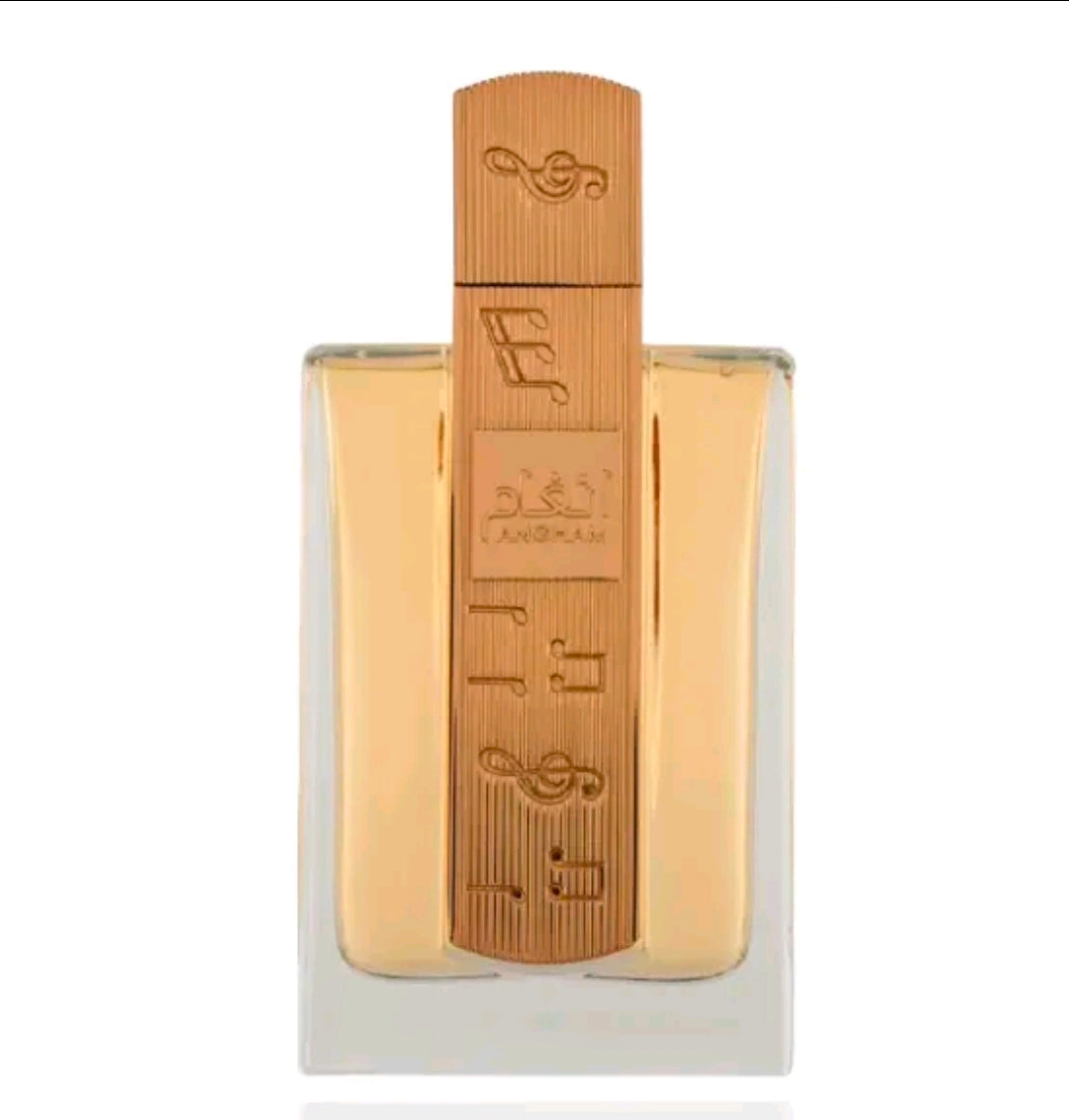 Perfume está diseñado como una sinfonía olfativa donde las notas cambian notablemente con las horas.vainilla rica y cremosa, abrazada por la profundidad resinosa del ámbar y la suavidad del almizcle, que se adhiere a la piel como una  sedosa. 100% Origina