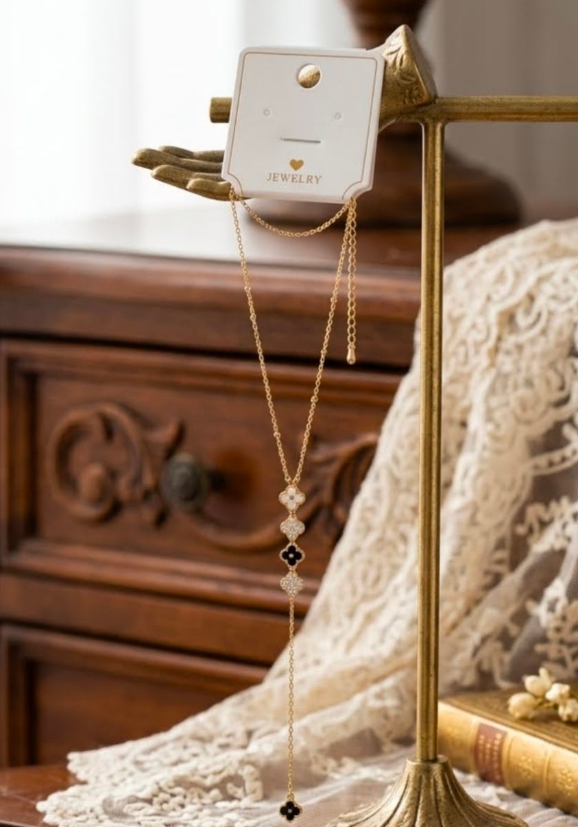 Cadena con baño de oro.