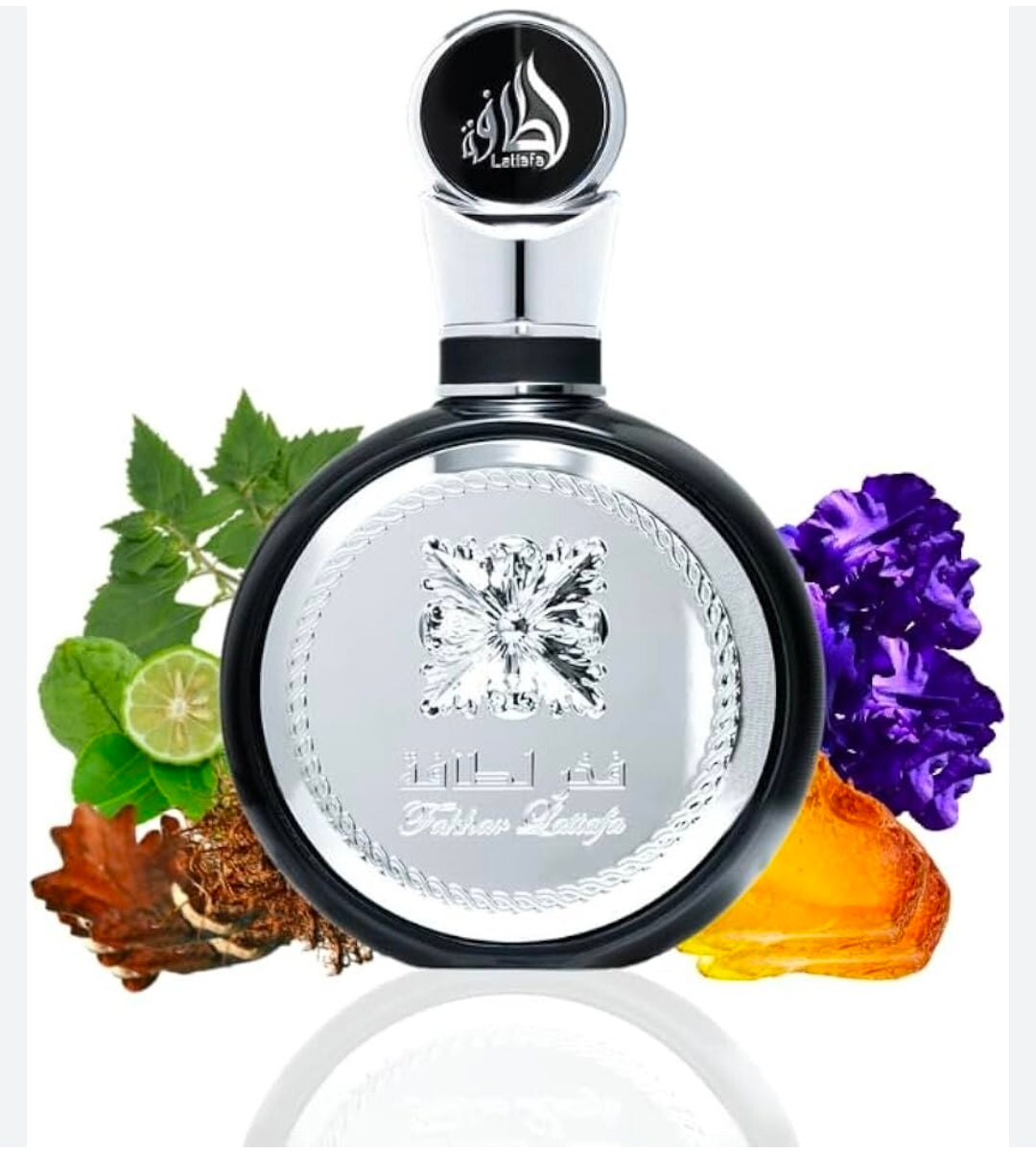 Su aroma es de la familia olfativa Fougère - Oriental, caracterizado por ser muy fresco, limpio, ligeramente dulce y sumamente versátil para el uso diario. 100% Original.