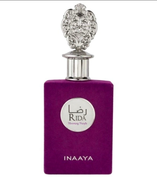 Rida Blooming Purple de Inaaya es una fragancia de la familia olfativa Floral Frutal Gourmand que evoca una sensación de pura satisfacción, elegancia y encanto magnético. Diseñado para quienes buscan un aroma sofisticado pero con un toque jugoso.💜✨️