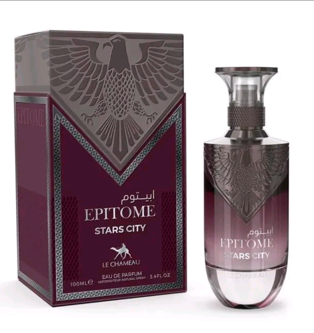 Epitome Stars City de Le Chameau, Evoluciona hacia un cuerpo floral y herbal elegante, donde destacan la rosa, jazmín, lirio de los valles, complementados con la frescura aromática del romero y la Sylvia.100% Original