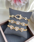 Variedades de pulseras con baño de oro. $350 cada escribe para decir cual quieres, recibes una por $350. Gracias por tu compra.