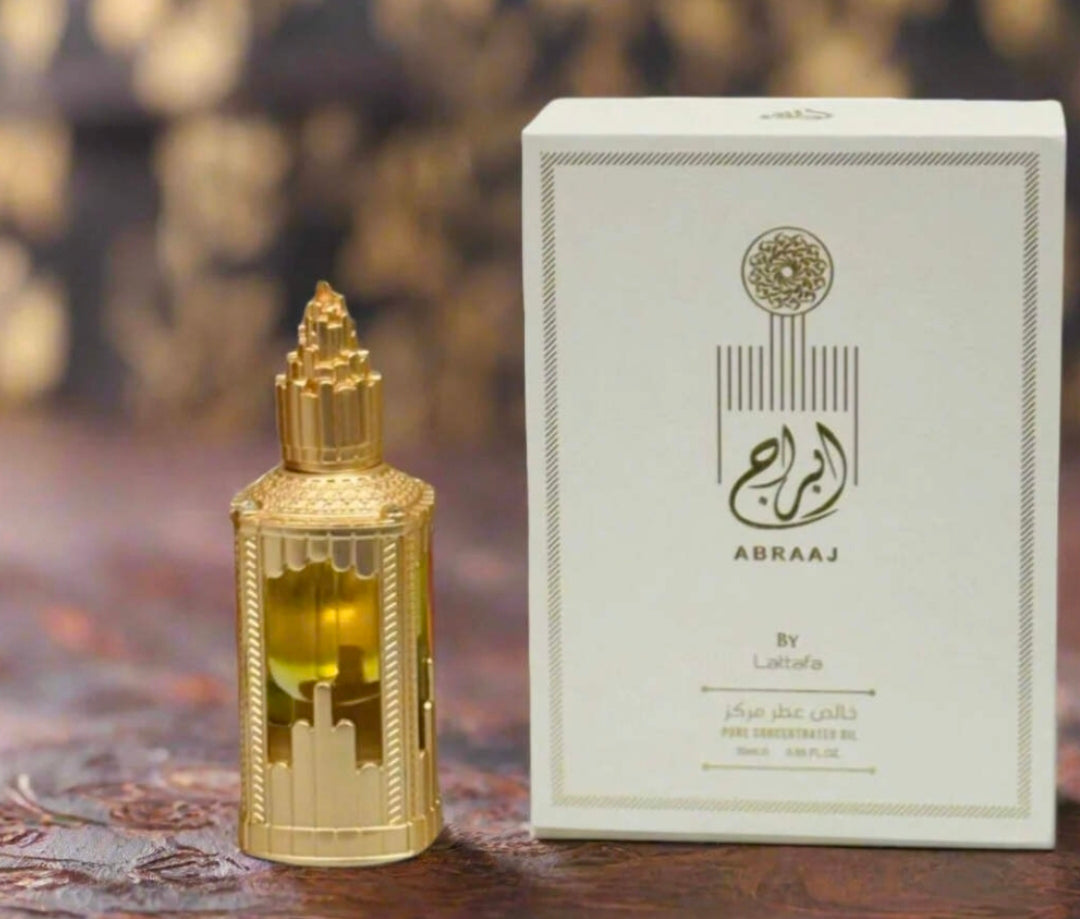 Abraaj Pure Concentrated Oil de la casa Lattafa. Se trata de un aceite de perfume concentrado (Attar) unisex que destaca por su perfil oriental, frutal y dulce.Caramelo, madera de sándalo y cashmeran. 20ml💛✨️