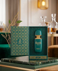 Ramad Oriental de la casa Arabiyat Prestige. Es una fragancia unisex de la familia olfativa Oriental Amaderada que destaca por su carácter cálido, especiado y resinoso.Azafrán, pachulí, comino, geranio y jazmín.