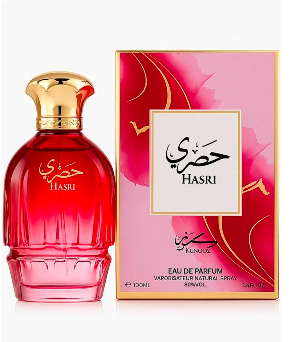 Hasri Eau de Parfum de la marca Kunooz (perteneciente a Zoghbi Parfums). Se trata de una fragancia árabe femenina en presentación de 100 ml (3.4 FL. OZ.), diseñada con un estilo dulce, floral y tropical.