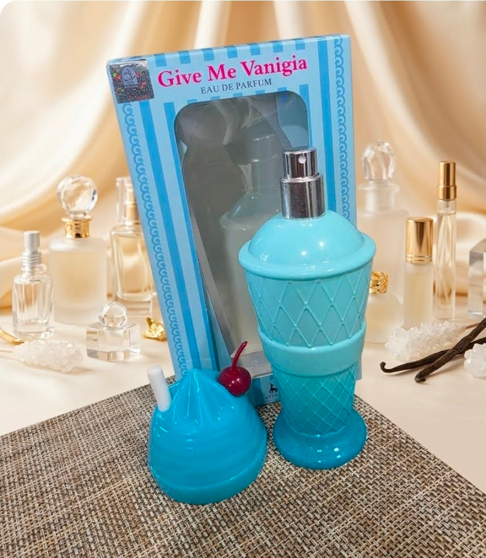 Give Me Vanigia de la marca Ayelet. Es una fragancia gourmand dulce y cremosa que pertenece a una colección inspirada en helados. Inspiración