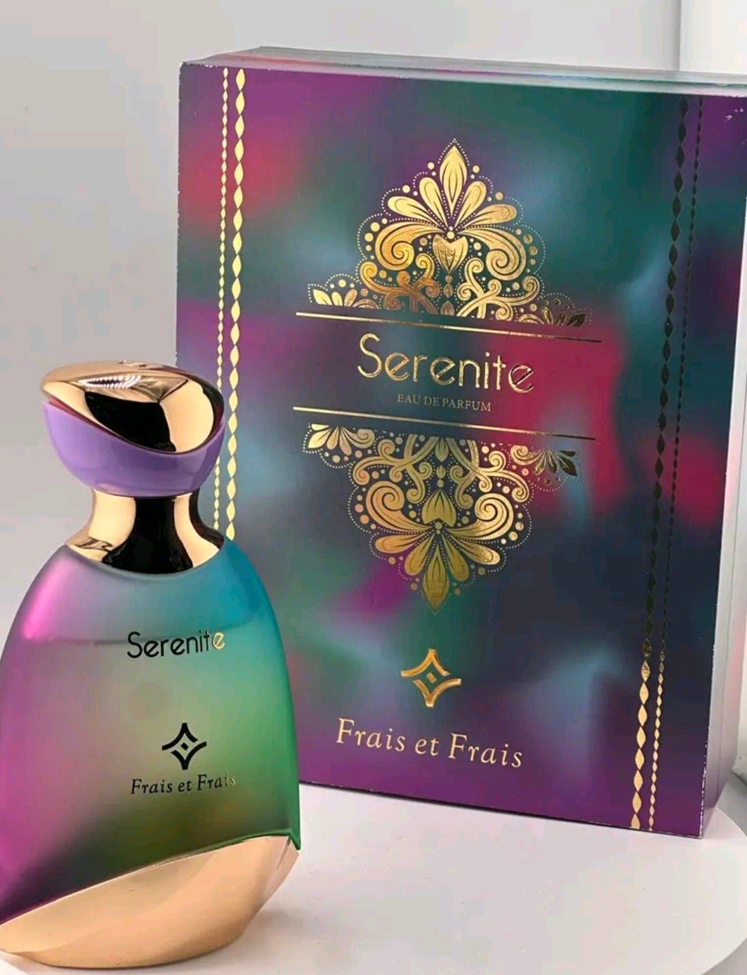 Sérénité de Frais et Frais es un Eau de Parfum moderno que equilibra frescura, frutas jugosas y una base profundamente cálida. 100% original