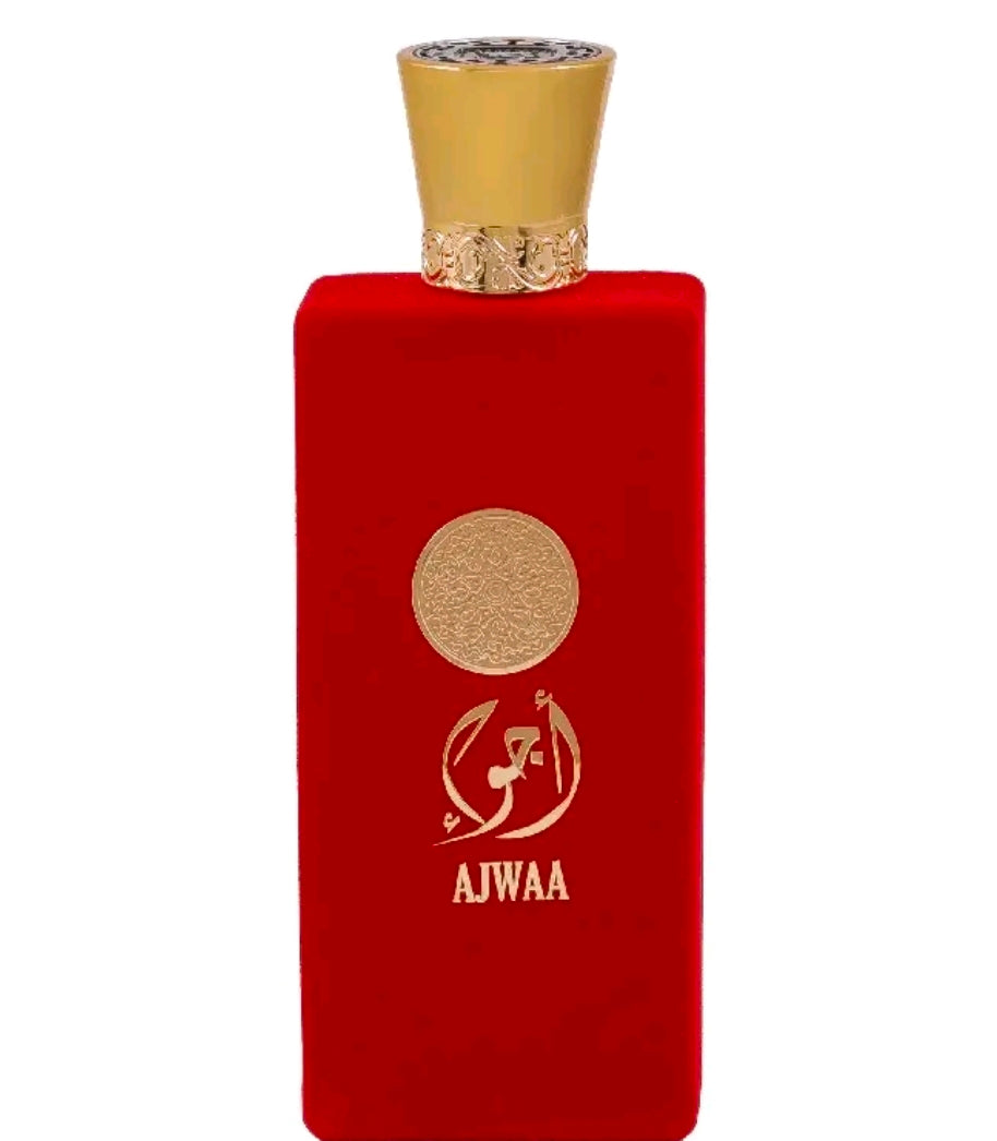Elegancia árabe, frescura tropical y una sensualidad cremosa que enamora a primera vista♥️Ajwaa Concentrated de Nusuk es una fragancia vibrante, moderna y profundamente cautivadora. Diseñado para quienes aman los aromas con una identidad clara y duradera.